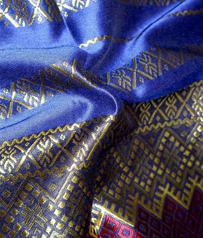 Kain Sarung Asia Tenggara Berwarna-warni Corak Jacquard Poliester 100%.