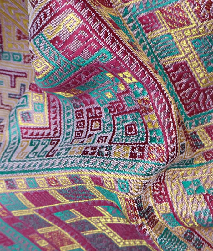 Kain Jacquard Poliester seperti sutera untuk Sarung Pha Sinh Thai